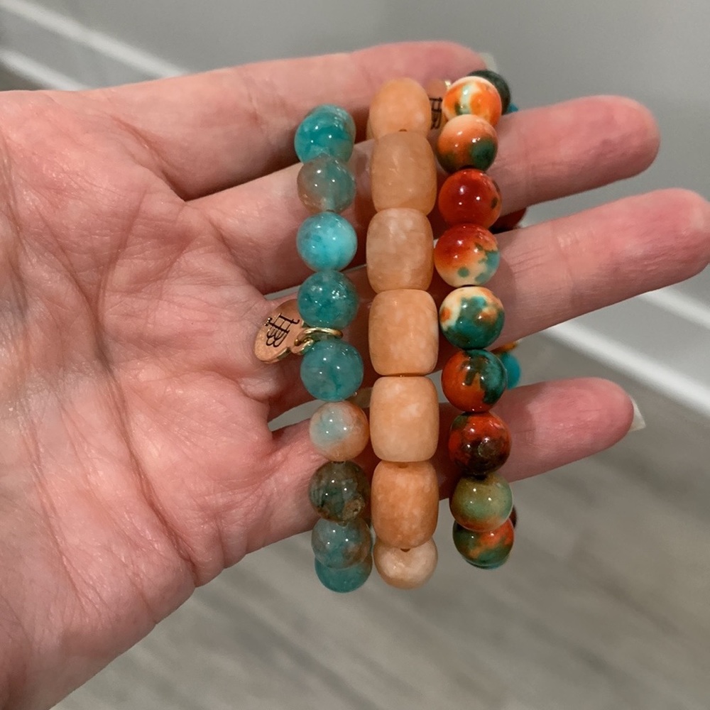 Bourbon and Boweties stretchy set